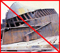 Figure 5: Improper practice - Unsafe scaffold and ramp access, supported by unstable stand