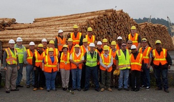 Maritime Advisory Committee members visit a work site in Tacoma, Wash.