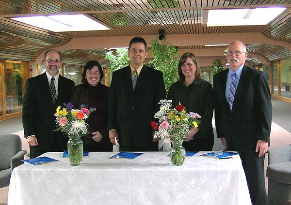 (left to right) Robert H. Kenrick, Program Manager, Commonwealth of Massachusetts Division of Occupational Safety; Brenda Gordon, Area Director, Braintree Area Office; Fausto daRocha, Executive Director, Brazilian Immigrant Center; Mary Hoye, Area Director, Springfield Area Office and Frank Pagliuca, Area Director, Andover Area Office after the Alliance signing ceremony.