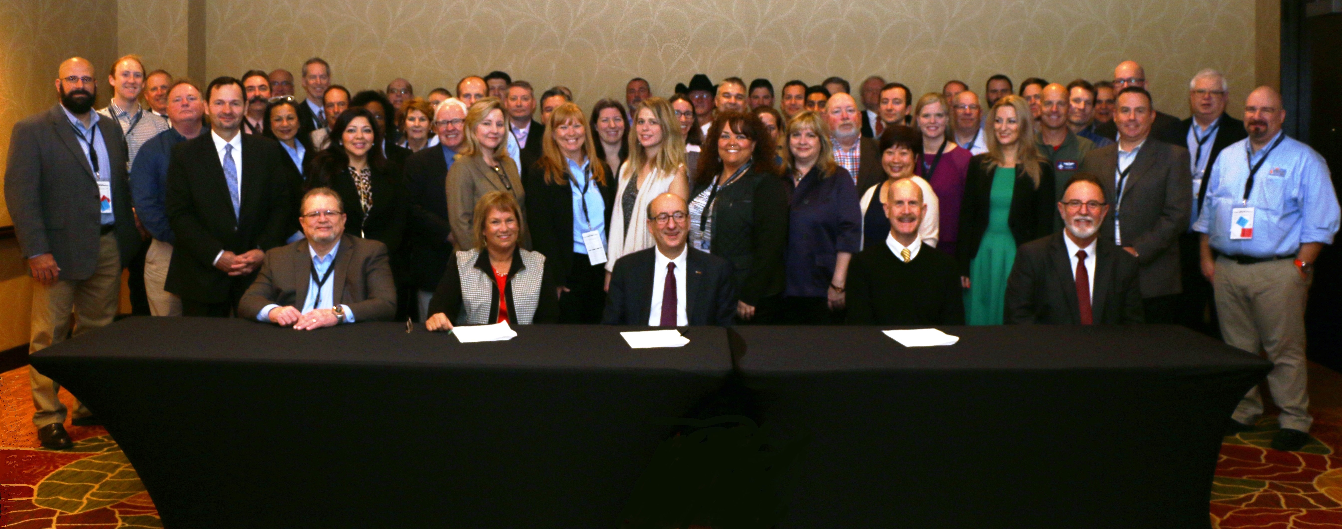 Seated (L to R): Jerry Jacobs, Co-Chairperson, National STEPS Network; Joyce Ryel, Co-Chairperson, National STEPS Network; then-Assistant Secretary Dr. David Michaels, USDOL-OSHA; John Howard, Director, NIOSH; and Rick Ingram, Chairperson, National STEPS Network, renewing the national Alliance agreement on November 29, 2016.