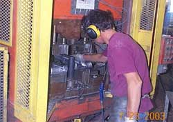 GRINDER/CHIPPER DIE PRESS OPERATOR - After