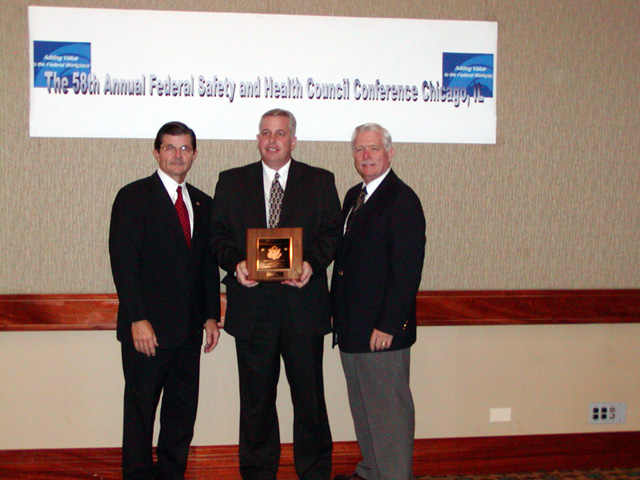 2003 FSHC Award Winner with Assistant Secretary John L. Henshaw, and Deputy Assistant Secretary R. Davis Layne.